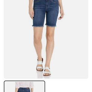 Dollhouse Women's Bermuda Short - Driftwood